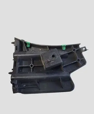 Volvo V60 Front bumper mounting bracket 30796626