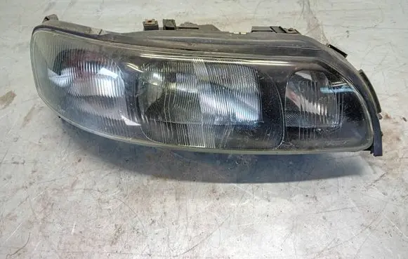 Volvo S60 Headlight/headlamp