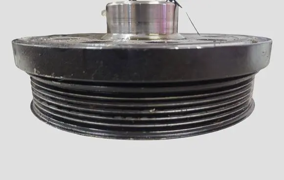 BMW 3 E90 E91 Crankshaft pulley 1304049K