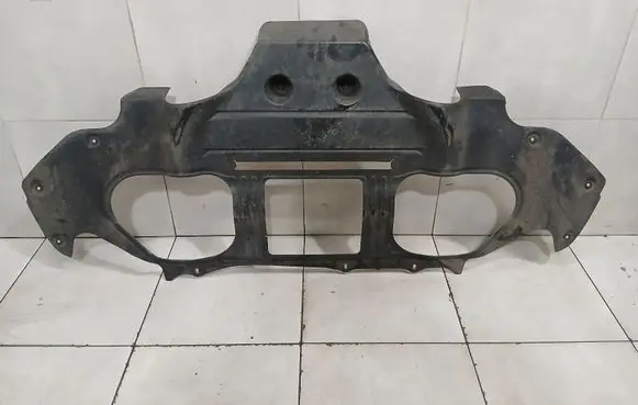 BMW M5 F90 Front underbody cover/under tray 8060097