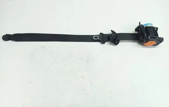 Mercedes-Benz B W246 W242 Front seatbelt A2468600285
