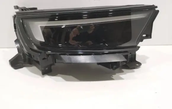 Opel Mokka B Headlight/headlamp 9834007980