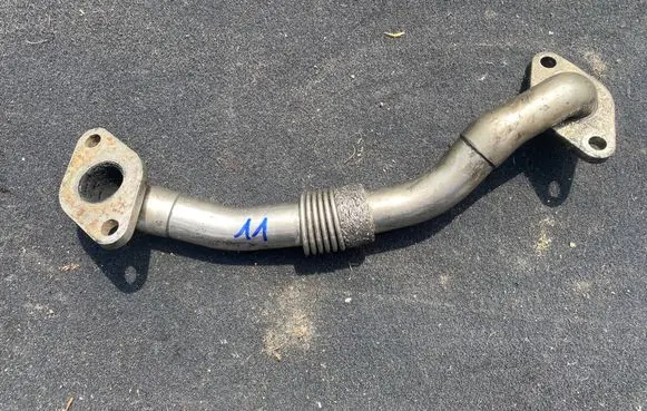 Volkswagen PASSAT B5 EGR valve cooler 038131521AS