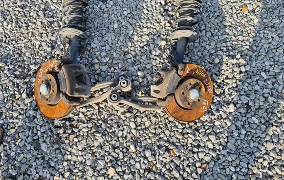 Mercedes-Benz E C207 W207 Front wheel hub spindle knuckle