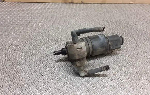 Volkswagen Sharan Windscreen/windshield washer pump