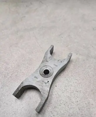 Audi A4 S4 B8 8K Fuel Injector clamp holder 03L216A