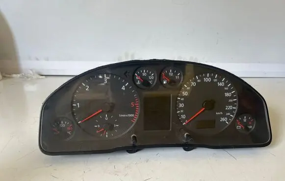 Audi A6 S6 C5 4B Speedometer (instrument cluster) 110008807001 4B0919880