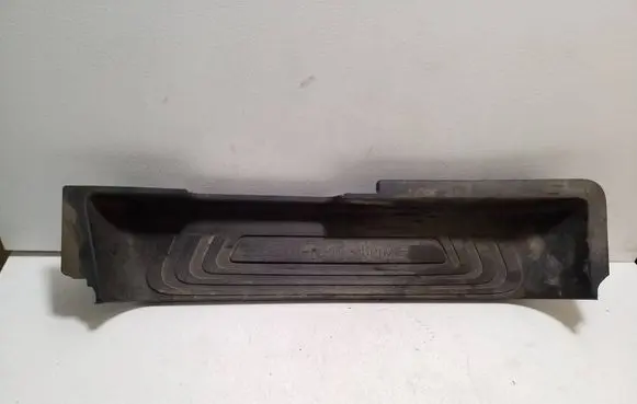 Mercedes-Benz Vito Viano W447 Front sill trim cover A4476801606