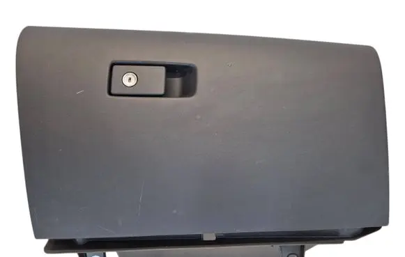 Volvo V60 Glove box 30755651
