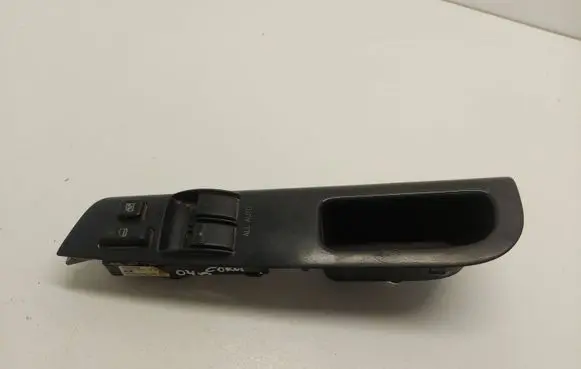 Toyota Corolla E120 E130 Electric window control switch 54035093 8480202281B0