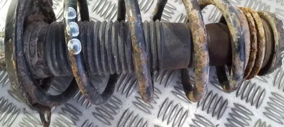 Volkswagen Polo III 6N 6N2 6NF Front coil spring