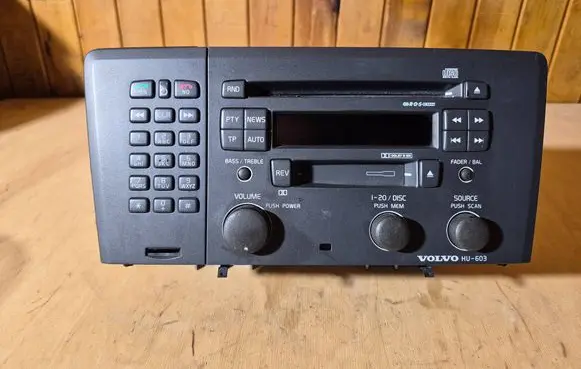 Volvo V70 Radio/CD/DVD/GPS head unit 86511521 241591910 24159191C
