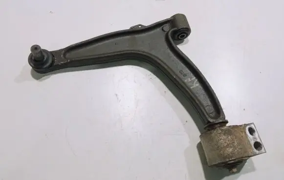 Opel Signum Front lower control arm/wishbone