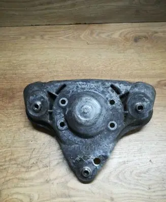Volkswagen PASSAT B5 Coil spring mount 8D0412383E