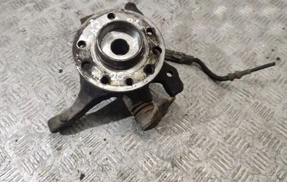Opel Zafira A Front wheel hub