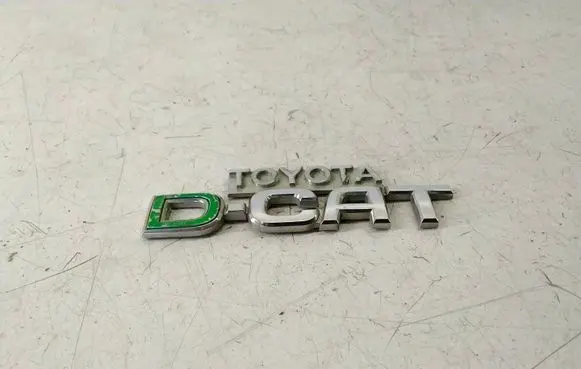 Toyota Avensis T250 Manufacturer badge logo/emblem 