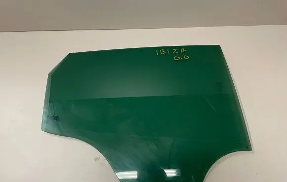 Seat Ibiza IV (6J,6P) Rear door window glass 43R004524