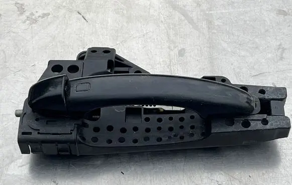 Audi A5 8T 8F Front door exterior handle 8T0837885 242537