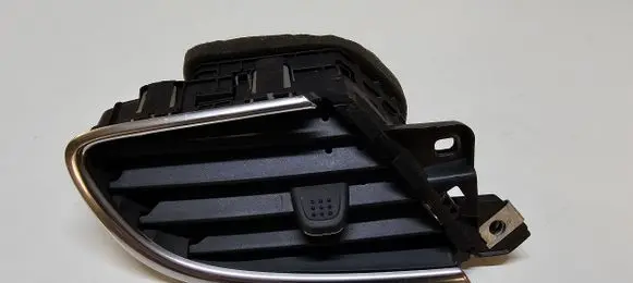 Buick Encore I Dashboard side air vent grill/cover trim 42524488