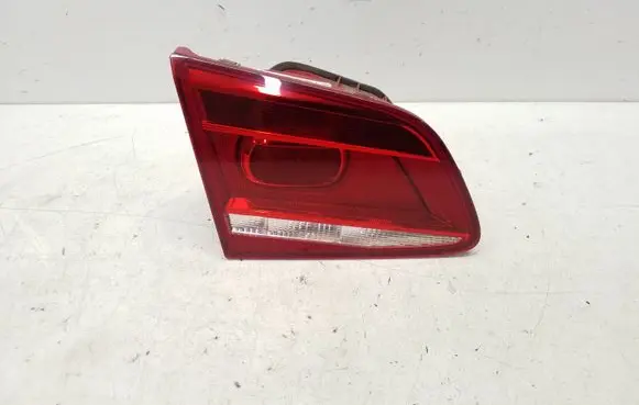 Volkswagen PASSAT B7 Tailgate rear/tail lights 3AE945093K 90006056