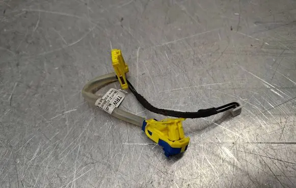 Audi A2 Airbag squib ring wiring 8Z0971589