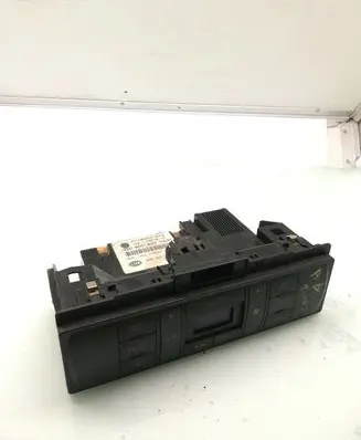 Audi A4 S4 B5 8D Climate control unit 8D0820043M