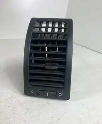 Volkswagen Polo IV 9N3 Dashboard side air vent grill/cover trim 6Q0819704