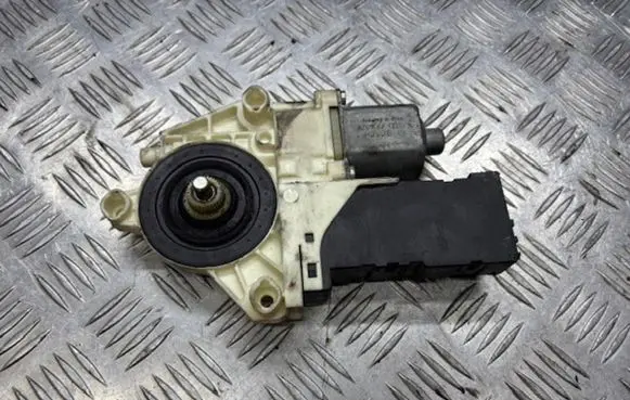 Peugeot 407 Front door window regulator motor 1137328126