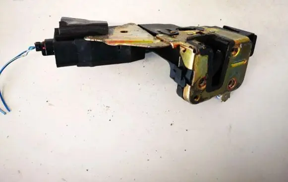 Mitsubishi Space Star Front door lock