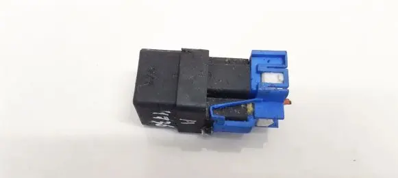 Nissan Primera Other relay 252309f900 4ra940010-65
