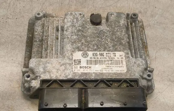 Skoda Superb B6 (3T) Engine control unit/module 03G906021TB 03G906021AN 0281014711