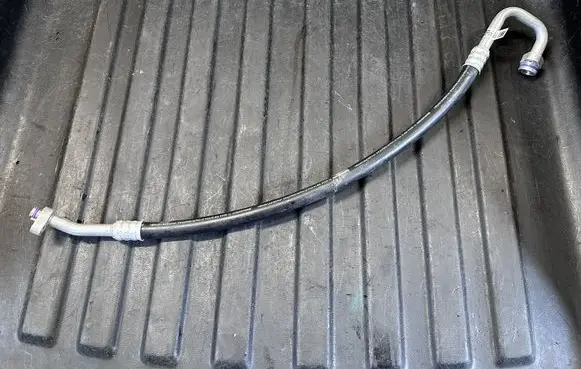 Audi A4 S4 B9 8W Air conditioning (A/C) pipe/hose 8W0816743BL 8W0816743