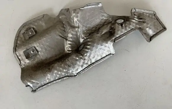 Audi A8 S8 D4 4H Exhaust heat shield 4H0399300B
