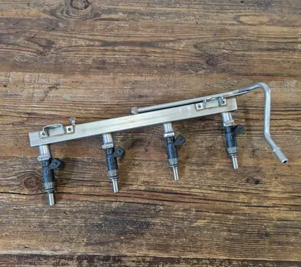 BMW 3 E90 E91 Fuel injectors set 7530420 7506158 7039A01353