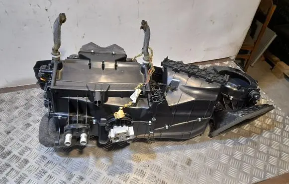 Porsche Panamera (970) Interior heater climate box assembly 97057301104