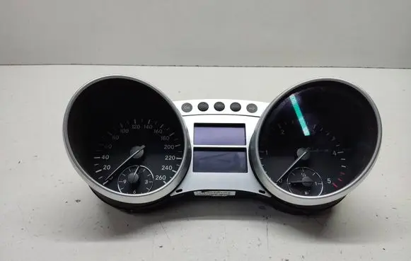 Mercedes-Benz ML W164 Speedometer (instrument cluster) A2C53361675 051060 A2519003200