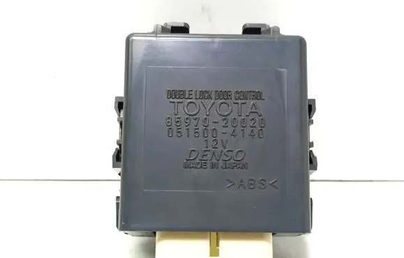 Toyota Avensis T270 Other control units/modules 8597020020