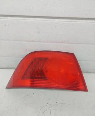 Volkswagen Phaeton Rear/tail lights