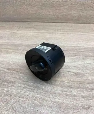 Volkswagen PASSAT B6 Light switch 1K0941431N