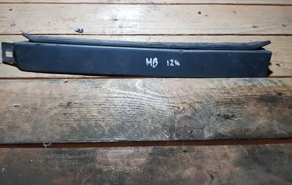 Under headlight/headlamp trim