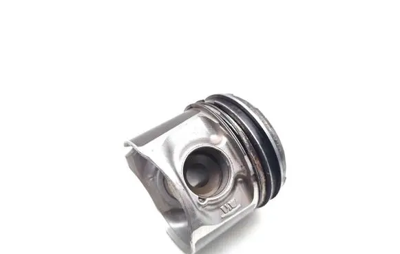 Chrysler Voyager Piston ENJ