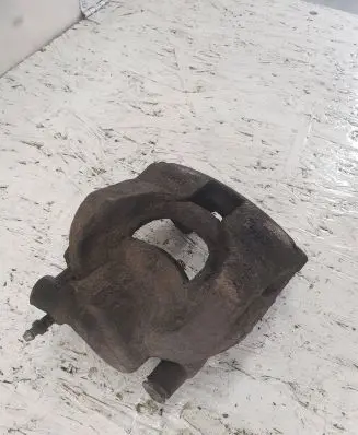 Ford Mondeo MK IV Front brake caliper