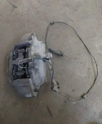 Mercedes-Benz ML W163 Front brake caliper