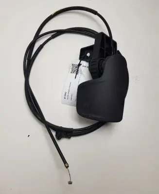 Engine bonnet (hood) release handle