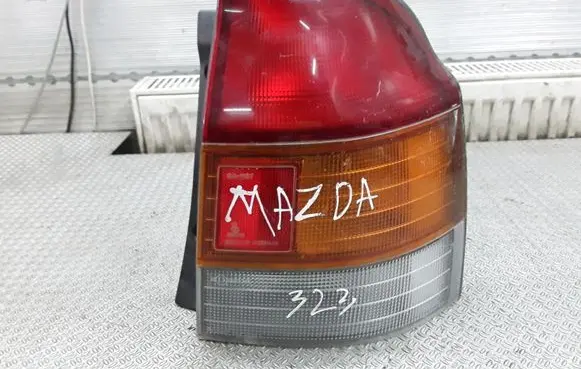 Mazda 323 Rear/tail lights