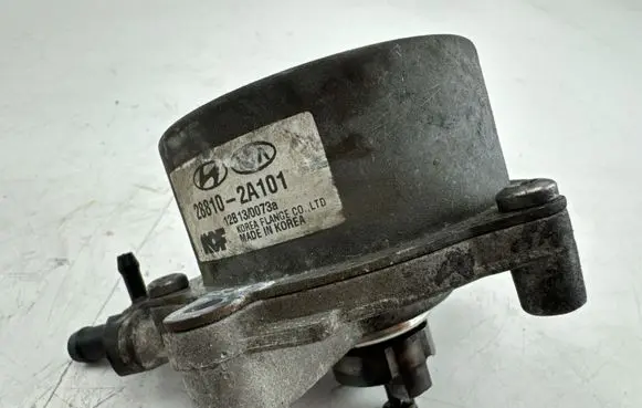 KIA Rio Vacuum pump 288102A101