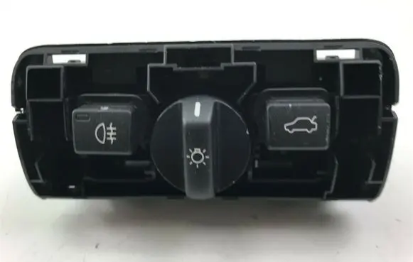 Volvo V40 Light switch 30739424 P1667