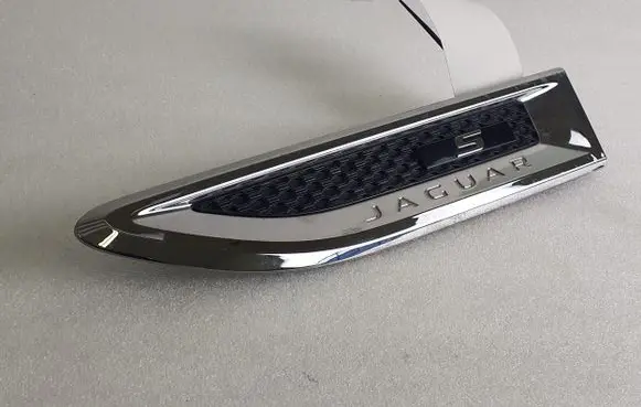 Jaguar E-Pace Fender grill J9C3280B11A