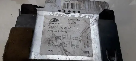 Ford Scorpio ABS control unit/module D85GG2C013AF 100924-00304
