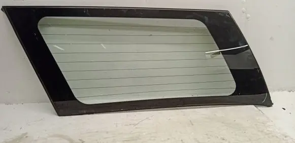 Mitsubishi Grandis Rear side window 43R005834